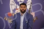 The mayor of Belgrade, Aleksandar Sapic, held the first regular press conference.Gradonacelnik Beograda Aleksandar Sapic odrzao je Prvu redovnu konferenciju za novinare. 