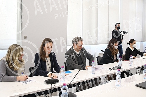 A conference on the occasion of the 75th anniversary of UNICEF in Serbia at the Serbian Chamber of Commerce. U Privrednoj komori Srbije konferencija povodom 75 godina Unicefa u Srbiji.