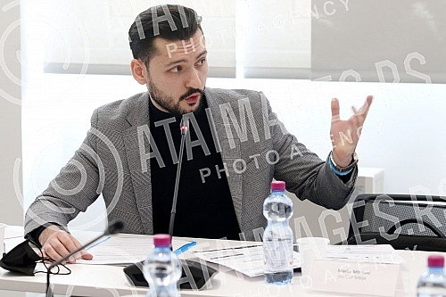 A conference on the occasion of the 75th anniversary of UNICEF in Serbia at the Serbian Chamber of Commerce. U Privrednoj komori Srbije konferencija povodom 75 godina Unicefa u Srbiji.