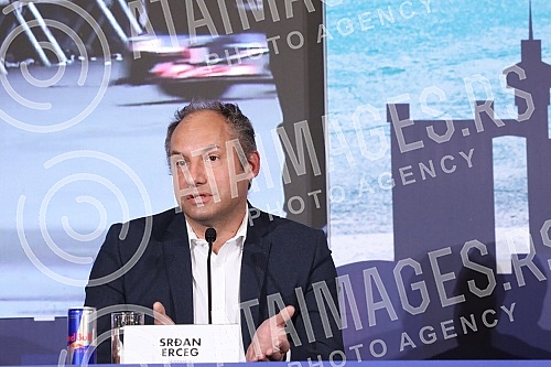 A press conference was held in the Belgrade City Assembly, announcing the F1 Show Run project in Belgrade, an automotive spectacle in which the streets of the Serbian capital will be the basis for a Formula 1 performance.U Skupstini grada Beograda 