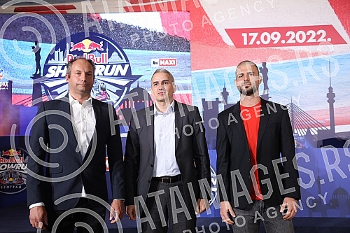 A press conference was held in the Belgrade City Assembly, announcing the F1 Show Run project in Belgrade, an automotive spectacle in which the streets of the Serbian capital will be the basis for a Formula 1 performance.U Skupstini grada Beograda 