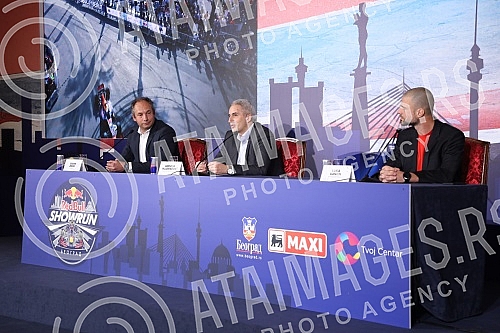 A press conference was held in the Belgrade City Assembly, announcing the F1 Show Run project in Belgrade, an automotive spectacle in which the streets of the Serbian capital will be the basis for a Formula 1 performance.U Skupstini grada Beograda 