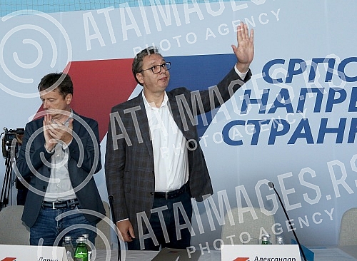 Session of the Main Board of the Serbian Progressive Party held at Pinky Hall.Sednica Glavnog odbora Srpske napredne stranke odran u hali Pinki.