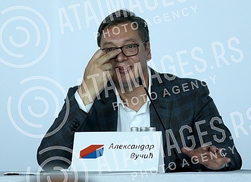 Session of the Main Board of the Serbian Progressive Party held at Pinky Hall.Sednica Glavnog odbora Srpske napredne stranke odran u hali Pinki.