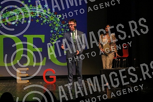 The first Festival of Children's Acting Achievements in Films and TV Series FEDEG and the award ceremony were held at the Small Theater Dusko Radovic.Prvi Festival decijih glumackih ostvarenja u filmovima i TV serijama FEDEG i dodela nagrada odrzan