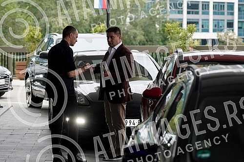 The celebration of the civil wedding of Mihajlo Saulic and Marina Velimirovic was held at the Hyatt Hotel.Slavlje povodom gradjanskog vencanja Mihajla Saulica i Marine Velimirovic odrzano je u hotelu Hajat.