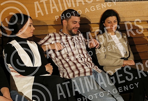 Press conference on the occasion of the premiere of the play Lorencaco held at the Yugoslav Drama Theater.Konferencija za novinare povodom premijere predstave Lorencaco odrzana u Jugoslovenskom dramskom pozoristu.