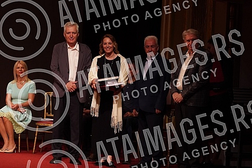 The ceremonial presentation of the 51st Golden Beocug Award and the Charter was held on the Grand Stage of the National Theater.Svecano urucenje 51. nagrade Zlatni Beocug i Povelje odrzano je  na Velikoj sceni Narodnog pozorista.