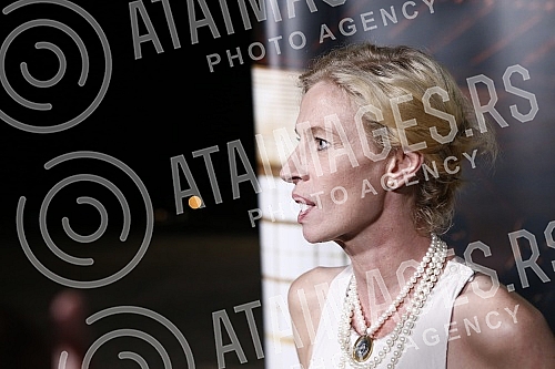 Socializing with the cast and author team of the TV series Klan was organized in Silos Belgrade.Druzenje sa glumackom i autorskom ekipom TV serije Klan upriliceno je u Silosima Beograd.