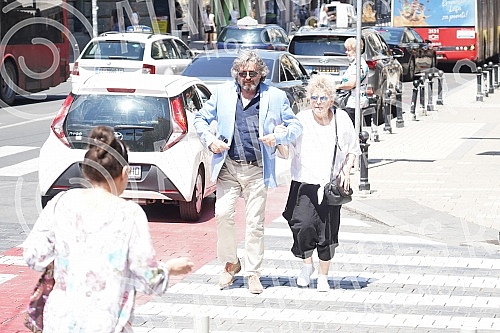 The ceremonial presentation of the 51st Golden Beocug Award and the Charter was held on the Grand Stage of the National Theater.Svecano urucenje 51. nagrade Zlatni Beocug i Povelje odrzano je  na Velikoj sceni Narodnog pozorista.