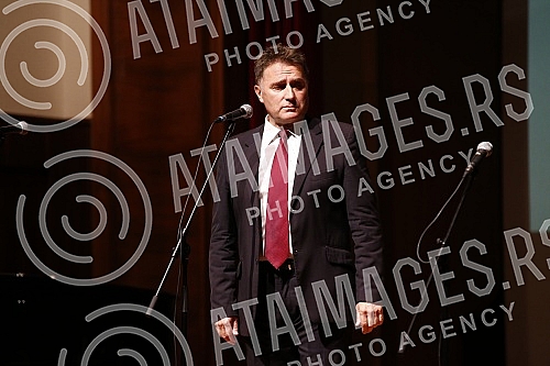 A concert of friends for the Merima Njegomir Foundation was held at Kolarac's endowment.Koncert prijatelja za fondaciju Merima Njegomir odrzan je u Kolarcevoj zaduzbini