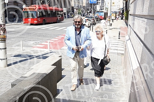 The ceremonial presentation of the 51st Golden Beocug Award and the Charter was held on the Grand Stage of the National Theater.Svecano urucenje 51. nagrade Zlatni Beocug i Povelje odrzano je  na Velikoj sceni Narodnog pozorista.