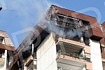 A fire in which the entire apartment on the tenth floor in Visoko Street, in Dorcol, burned down.

Pozar u kojem je izgoreo ceo stan na desetom spratu u Ulici Visokog, na Dorcolu.