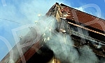 A fire in which the entire apartment on the tenth floor in Visoko Street, in Dorcol, burned down.

Pozar u kojem je izgoreo ceo stan na desetom spratu u Ulici Visokog, na Dorcolu.