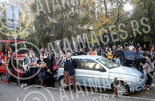 A fire in which the entire apartment on the tenth floor in Visoko Street, in Dorcol, burned down.Pozar u kojem je izgoreo ceo stan na desetom spratu u Ulici Visokog, na Dorcolu.