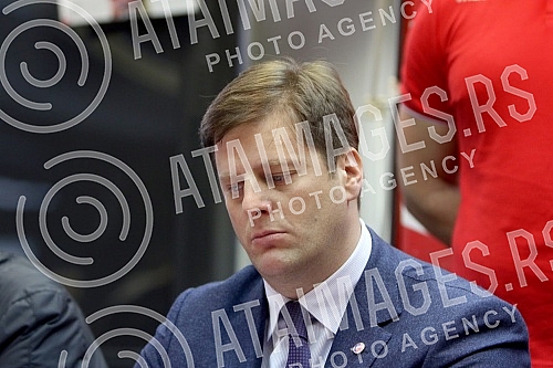 An extraordinary press conference of the Waterpolo Club Crvena zvezda after the incident and attacks on players in Split (Croatia).Vanredna pres konferencija Vaterpolo kluba Crvena zvezda posle incidenta i napada na igrace u Splitu.