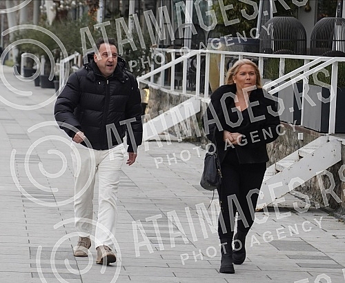 Hajrudin Hari Varesanovic - Hari Mata Hari announced at a press conference at The Dream event center a concert to be held on Saturday, December 11th.Hajrudin Hari Varesanovic -  Hari Mata Hari je na konferenciji za medije u event centru The Dream n