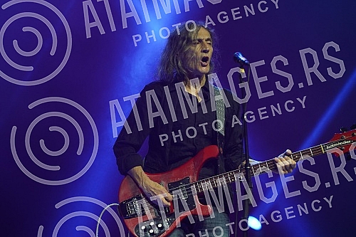 With the concert in Kombank Hall, the band Elektricni orgazam marked 40 years of a stable band and 40 years on the occasion of the release of the compilation album 