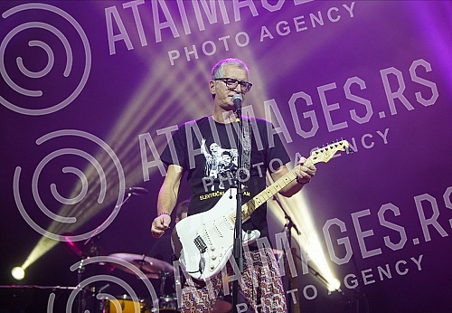 With the concert in Kombank Hall, the band Elektricni orgazam marked 40 years of a stable band and 40 years on the occasion of the release of the compilation album 