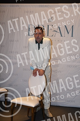 Hajrudin Hari Varesanovic - Hari Mata Hari announced at a press conference at The Dream event center a concert to be held on Saturday, December 11th.Hajrudin Hari Varesanovic -  Hari Mata Hari je na konferenciji za medije u event centru The Dream n