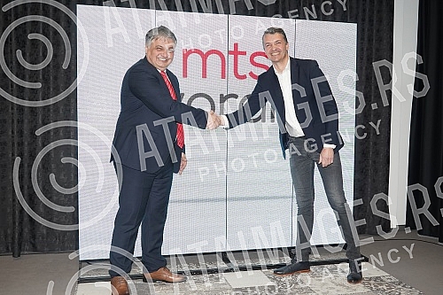 A press conference was held at which the companies whose name Kombank Hall (former Hall of the House of Trade Unions) will bear and be recognizable in the future were announced and presented.Odrzana je konferencija za medije na kojoj je objavljena 