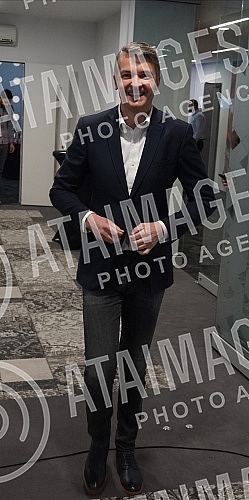 A press conference was held at which the companies whose name Kombank Hall (former Hall of the House of Trade Unions) will bear and be recognizable in the future were announced and presented.Odrzana je konferencija za medije na kojoj je objavljena 