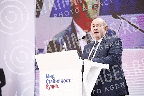 The Serbian Progressive Party held a pre-election rally on Freedom Square in Subotica.Srpska napredna stranka odrzala je predizborni skup na Trgu slobode u Subotici.