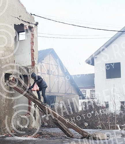 Abandoned hangar behind the bus and train station where the migrants from war-torn countries (Middle East) have found refuge on the road to European Union countries.Napusteni hangar iza autobuske i zelezniccke stanice na kome su migranti iz ratom za