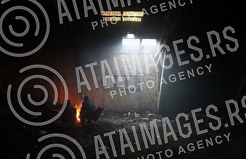 Abandoned hangar behind the bus and train station where the migrants from war-torn countries (Middle East) have found refuge on the road to European Union countries.Napusteni hangar iza autobuske i zelezniccke stanice na kome su migranti iz ratom za