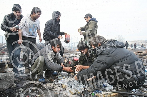 Abandoned hangar behind the bus and train station where the migrants from war-torn countries (Middle East) have found refuge on the road to European Union countries.Napusteni hangar iza autobuske i zelezniccke stanice na kome su migranti iz ratom za