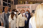 World-famous influencer and businessman of Italian origin Gianluca Vacchi and his partner Sharon Fonseca came to Belgrade today to receive the second dose of covid-19 vaccine at the Belgrade Fair.Svetski poznati influenser i biznismen italijanskog 