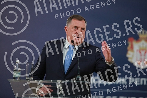 The President of the Republic of Serbia, Aleksandar Vucic, met with the delegation of the Republika Srpska, led by the Chairman of the Presidency of Bosnia and Herzegovina, Milorad Dodik, and the President of the Republika Srpska, Zeljka Cvijanovic. 