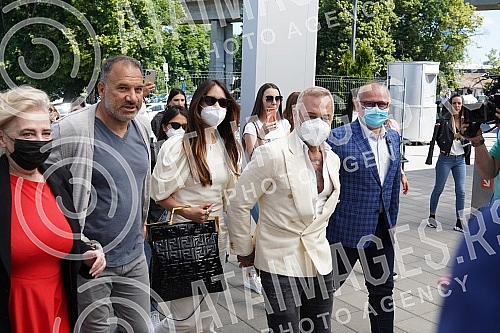 World-famous influencer and businessman of Italian origin Gianluca Vacchi and his partner Sharon Fonseca came to Belgrade today to receive the second dose of covid-19 vaccine at the Belgrade Fair.Svetski poznati influenser i biznismen italijanskog 