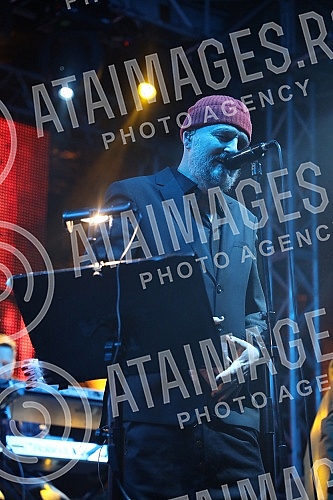 In the pre-holiday atmosphere, the audience enjoyed the first day of Belgrade Rocks concerts on Nikola Pasic Square, as part of the Belgrade Winter, organized by the Center of Belgrade Festivals - CEBEF.U pretpraznicnoj atmosferi publika je na Trgu