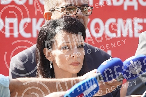 The departure of the representative of the electoral list Marinika Tepic - United for the Victory of Serbia after consultations on the candidate for the Prime Minister held with the President of the Republic of Serbia Aleksandar Vucic.Odlazak preds