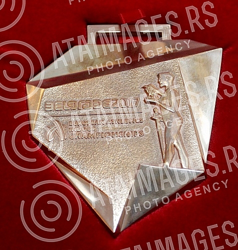 Promotion of Medals for European Championship indoor, which is scheduled from 3rd to 5th March in Kombank Arena.Promocija izgleda medalja za Prvenstvo Evrope u dvorani koje je na programu od 3. do 5. marta u Kombank areni. 