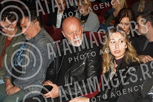 The fifth annual award ceremony of the GODUM Association of Jazz, Rock and Popular Music Musicians was held at the Vuk Cultural Institution.Peta godisnja dodela nagrada GODUM Udruzenja muzicara dzez, rok i zabavne muzike odrzana je u Ustanovi kultu