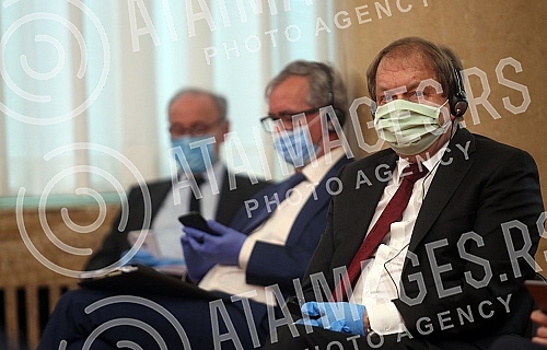 At the Palace of Serbia, President of Serbia Aleksandar Vucic met with ambassadors of EU member states in Serbia.U Palati Srbija predsednik Srbije Aleksandar Vucic sastao se sa ambasadorima zemalja clanica EU u Srbiji.