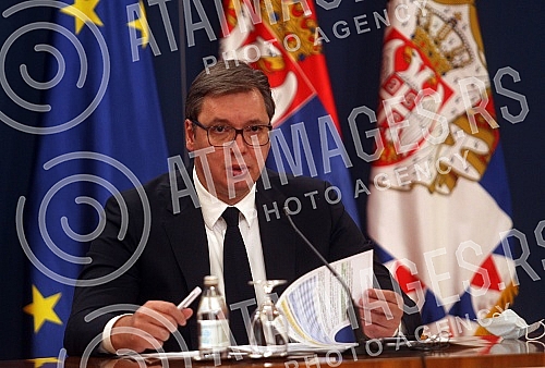 At the Palace of Serbia, President of Serbia Aleksandar Vucic met with ambassadors of EU member states in Serbia.U Palati Srbija predsednik Srbije Aleksandar Vucic sastao se sa ambasadorima zemalja clanica EU u Srbiji.
