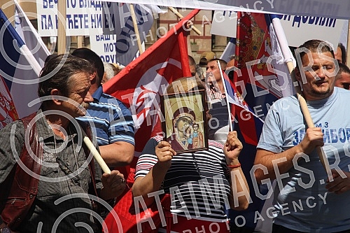 Protest citizens of Cajetina who are unhappy with the delay of issuing permits for the construction of a panoramic cableway on Zlatibor.Protest gradjana Cajetine koji su nezadovoljni zbog odlaganja izdavanja dozvole za izgradnju panoramske zicare na