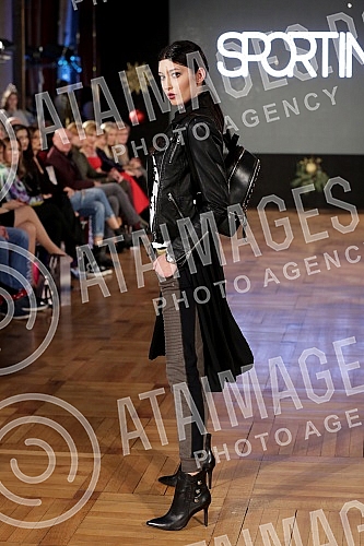 A humanitarian fashion show for the children of the receptionist.Humanitarna modna revija za decu prihvatilista. 