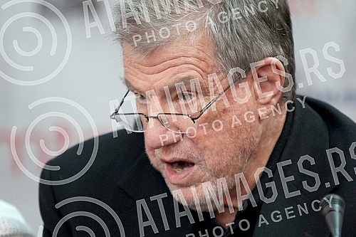 Konferencija za medije americkog reditelja Dzona Mektirnana (John McTiernan) na 44 FESTU u Sava centru. 