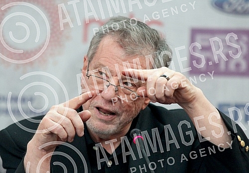 Konferencija za medije americkog reditelja Dzona Mektirnana (John McTiernan) na 44 FESTU u Sava centru. 