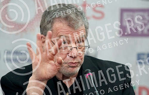 Konferencija za medije americkog reditelja Dzona Mektirnana (John McTiernan) na 44 FESTU u Sava centru. 