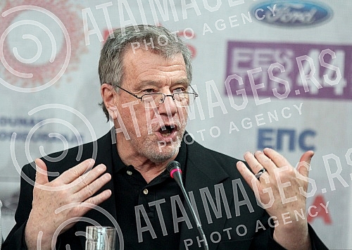 Konferencija za medije americkog reditelja Dzona Mektirnana (John McTiernan) na 44 FESTU u Sava centru. 