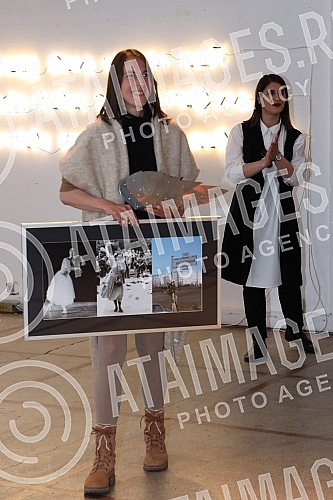 Jelena Santic Award for Brave Steps was held at the Center for Cultural Decontamination.Dodela nagrade Jelena Santic Za hrabri iskorak odrzana je u Centru za kulturnu dekontaminaciju.