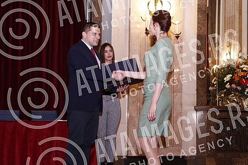 At the ceremony in the City Assembly, the representatives of the City of Belgrade presented the Awards of the City of Belgrade - Despot Stefan Lazarevic for 2021.Na svecanosti u Skupstini grada predstavnici Grada Beograda dodelili su Nagrade grada 