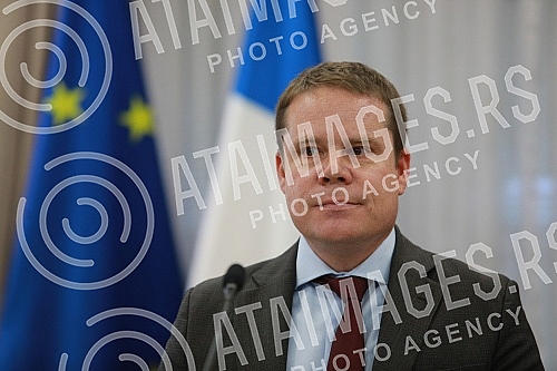 Minister of European Integration Jadranka Joksimovic presented the Ambassador of the French Republic to Serbia Pierre Cochard, as the presiding country of the Council of the European Union, with a document with recommendations of Serbian citizens as 