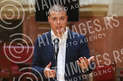 The consultations of the President of the Assembly of Serbia Ivica Dacic with the parliamentary parties have ended, and Nikola Dragicevic, the future deputy of the Serbian Party Zavetnici, told the journalists that on Monday the people's deputies wil