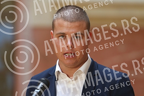 The consultations of the President of the Assembly of Serbia Ivica Dacic with the parliamentary parties have ended, and Nikola Dragicevic, the future deputy of the Serbian Party Zavetnici, told the journalists that on Monday the people's deputies wil